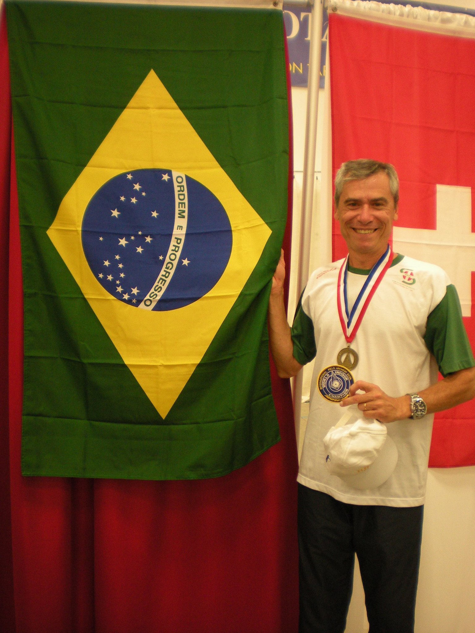 tricampeão mundial de arco e flecha